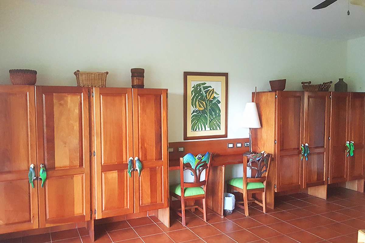 Muebles de la habitacion pericas